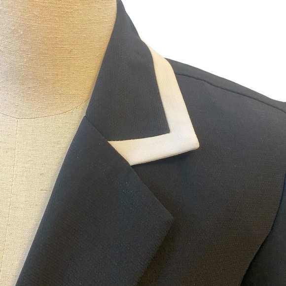 Long blazer/dress in black with white trim - Picture 2 of 4